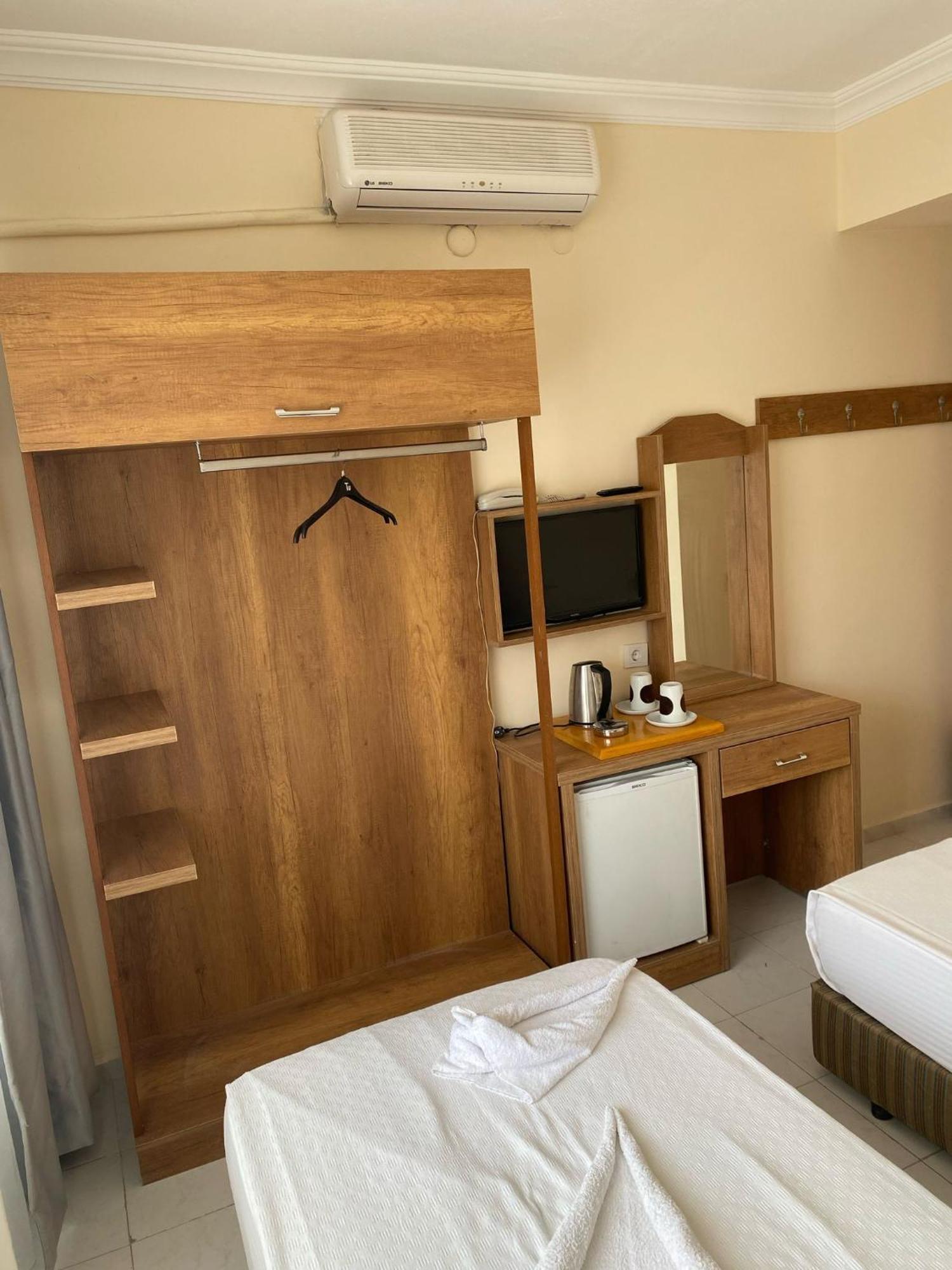 מרמריס Dilhan Hotel מראה חיצוני תמונה