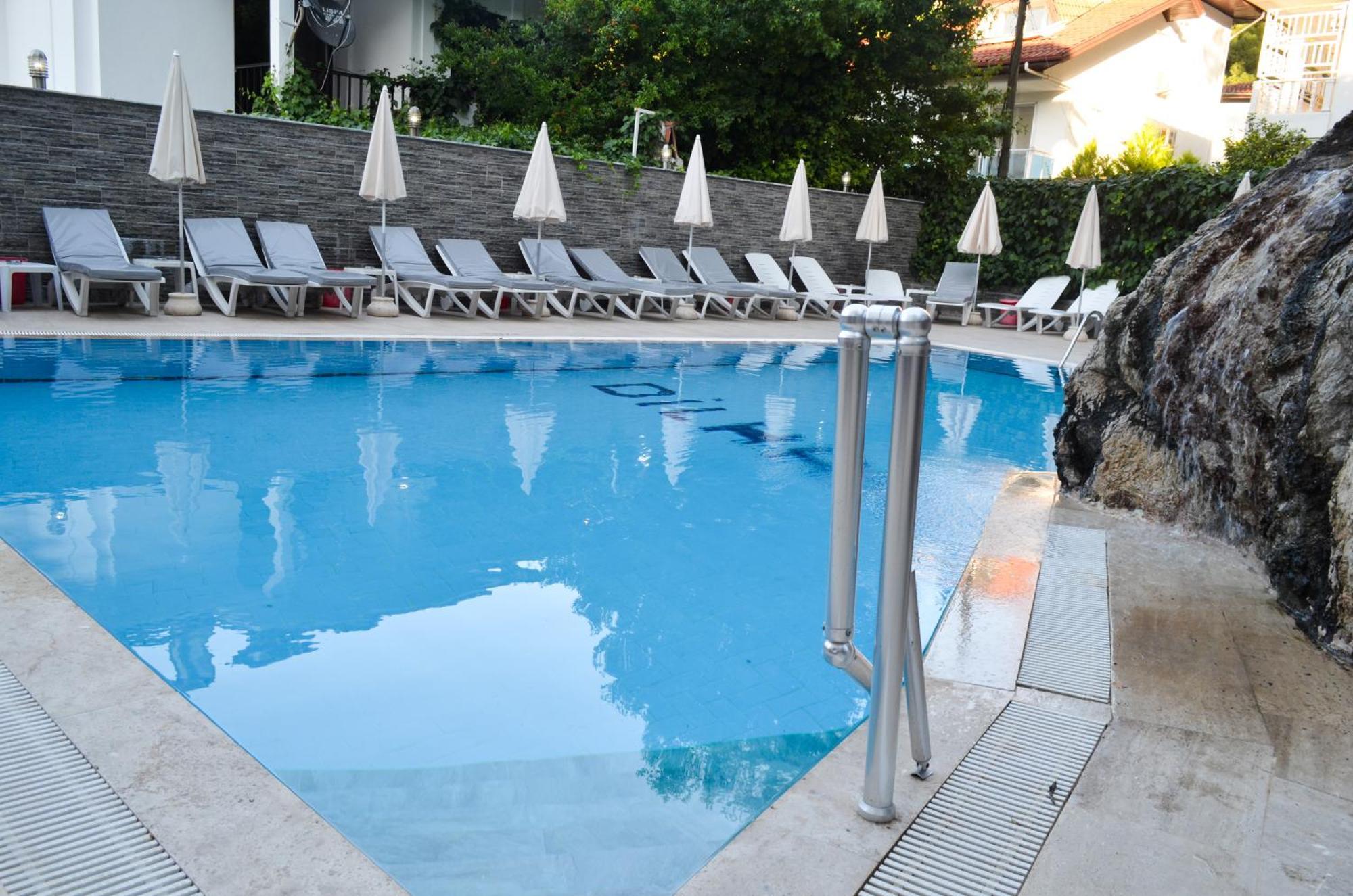 מרמריס Dilhan Hotel מראה חיצוני תמונה